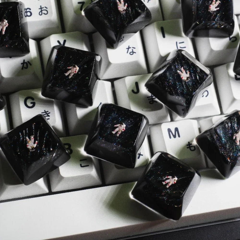 樹脂製の職人の宇宙飛行士のキーキャップ,メカニカルキーボード - Gaming Accessories To Gift のレビューと価格